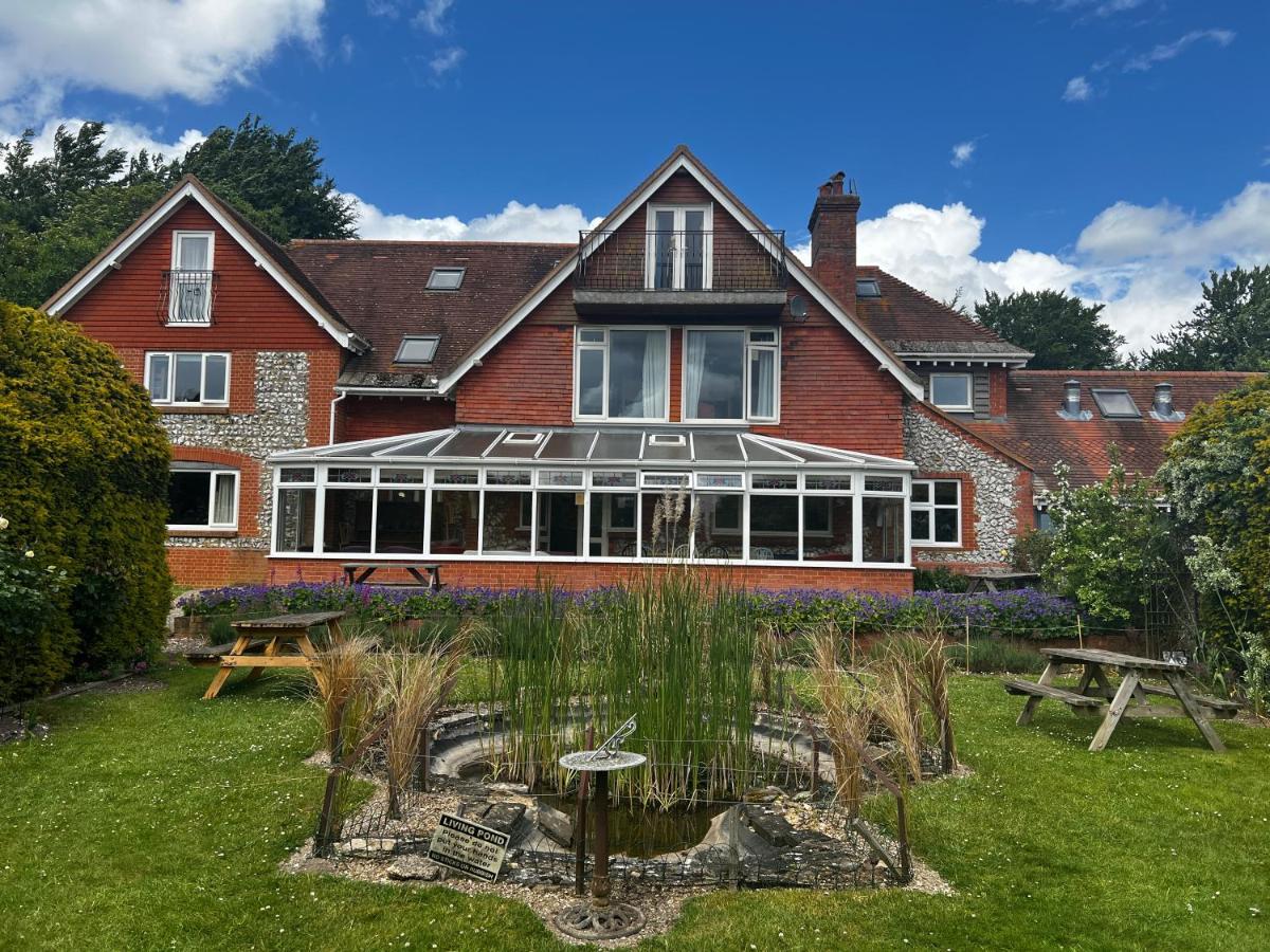 Stonehenge Hostel - Yha Affliated Cholderton Eksteriør billede